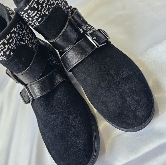 Bernie Mev - Picture 3 of 4